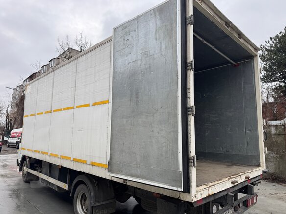 2017 Fuso (Mitsubishi) Canter, белый, 3000000 рублей - вид 10