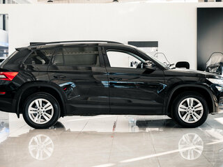2020 Skoda Kodiaq I, чёрный, 2680000 рублей, вид 5