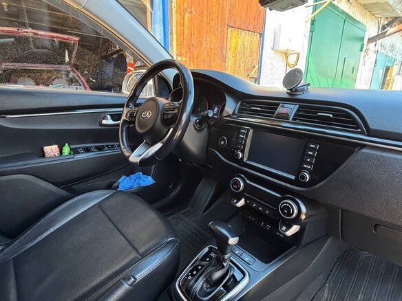 2019 Kia Rio X-Line IV, серебристый, 1680000 рублей - вид 15