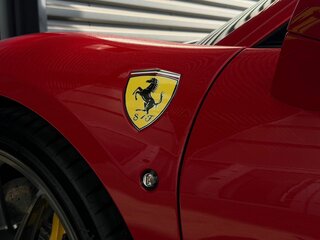 2021 Ferrari F8 Tributo, красный, 25500000 рублей, вид 5