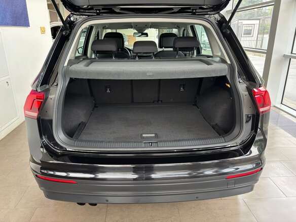 2019 Volkswagen Tiguan II, чёрный, 1929000 рублей - вид 5