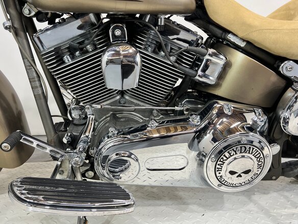 2012 Harley-Davidson CVO, бежевый, 980000 рублей - вид 20