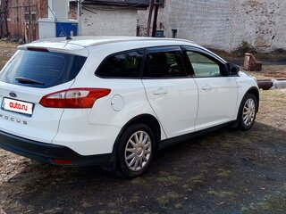 2015 Ford Focus III, белый, 780000 рублей, вид 3