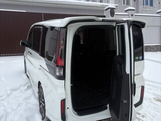 2016 Honda Stepwgn Spada V, белый, 2340000 рублей, вид 5