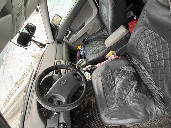 2011 Lada (ВАЗ) Priora I, серебристый, 130000 рублей - вид 9