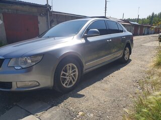 2010 Skoda Superb II, серый, 700000 рублей, вид 1