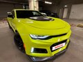 2019 Chevrolet Camaro ZL1 VI Рестайлинг, жёлтый, 6990000 рублей - вид 10
