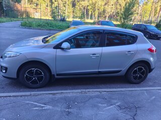 2014 Renault Megane III Рестайлинг, серый, 850000 рублей, вид 4