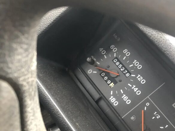 2004 Lada (ВАЗ) 2121 (4x4) I Рестайлинг, белый, 225000 рублей - вид 4