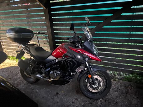 2021 Suzuki V-Strom DL 650, красный, 1100000 рублей, вид 3