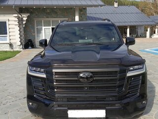 2021 Toyota Land Cruiser 300 Series, чёрный, 10200000 рублей, вид 3