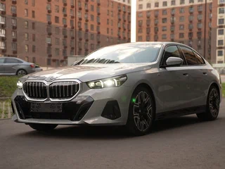2024 BMW 5 серии 520i VIII (G60/G61/G68), серый, 7150000 рублей, вид 1