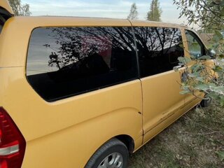 2012 Hyundai Grand Starex I, жёлтый, 800000 рублей, вид 3