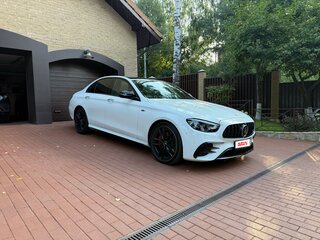 2022 Mercedes-Benz E-Класс AMG 53 AMG V (W213) Рестайлинг, белый, 9499999 рублей, вид 2