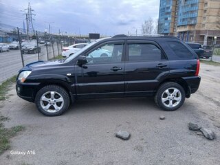 2010 Kia Sportage II Рестайлинг, чёрный, 850000 рублей, вид 4