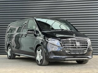 2024 Mercedes-Benz V-Класс Extra Long 300 d экстра длинный III (W447) Рестайлинг, чёрный, 15300000 рублей, вид 3