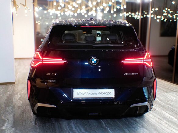 2025 BMW X3 Long 30L xDrive IV (G45/G48), чёрный, 7170000 рублей - вид 3