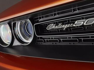 2020 Dodge Challenger R__T III Рестайлинг 2, оранжевый, 7900000 рублей, вид 4