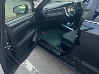 2016 Toyota Corolla Fielder XI (E160, E170, E180) Рестайлинг 1, чёрный, 1299999 рублей, вид 4