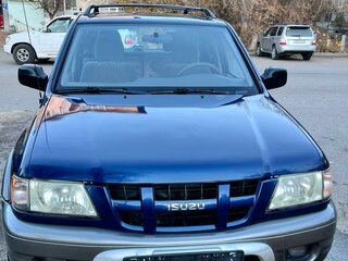 2003 Isuzu Rodeo II, синий, 1700000 рублей, вид 1