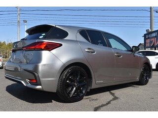 2018 Lexus CT 200h I Рестайлинг 2, серебристый, 1620000 рублей, вид 4