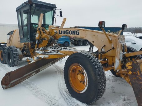 2011 LiuGong 418, жёлтый, 3000000 рублей, вид 1