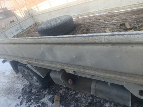 1992 Nissan Atlas, белый, 1000000 рублей, вид 3