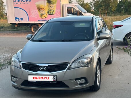 2012 Kia Ceed I Рестайлинг, серебристый, 890000 рублей, вид 2