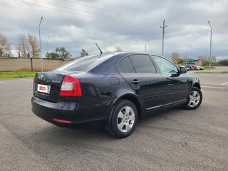 2011 Skoda Octavia II (A5) Рестайлинг, чёрный, 800000 рублей, вид 5