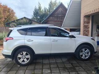 2019 Toyota RAV4 IV (XA40) Рестайлинг, белый, 2750000 рублей, вид 3
