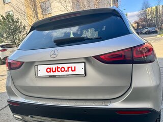 2021 Mercedes-Benz GLA 250 II (H247), серебристый, 5880000 рублей, вид 3