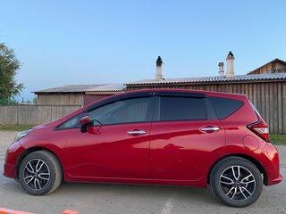 2020 Nissan Note II Рестайлинг, красный, 1000000 рублей, вид 3