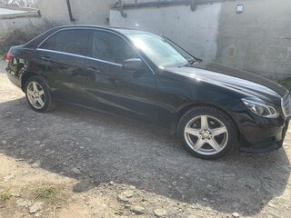 2014 Mercedes-Benz E-Класс 200 IV (W212, S212, C207) Рестайлинг, чёрный, 1600000 рублей, вид 5