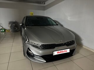 2020 Kia K5 III, серый, 2350000 рублей, вид 4