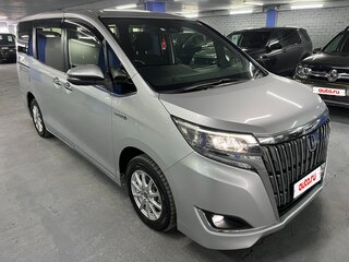 2017 Toyota Esquire I Рестайлинг, серый, 2049000 рублей, вид 3