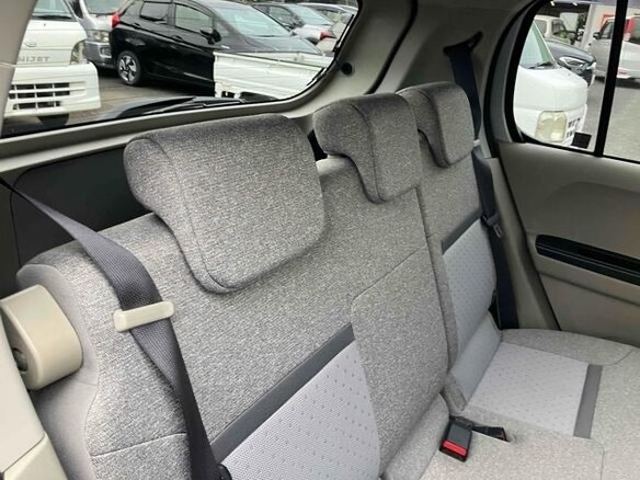 2020 Toyota Passo III Рестайлинг, серебристый, 650000 рублей - вид 15