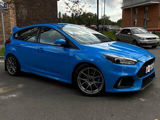 2016 Ford Focus RS III, синий, 3900000 рублей, вид 3