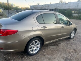 2012 Peugeot 408 I, бежевый, 400000 рублей, вид 4