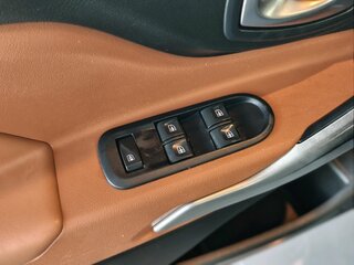 2019 Lada (ВАЗ) XRAY Cross I, чёрный, 945000 рублей, вид 5