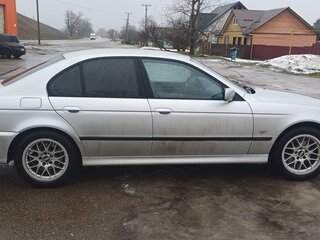 2000 BMW 5 серии 528i IV (E39), серебристый, 750000 рублей, вид 3