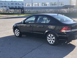 2010 Opel Astra H Рестайлинг, чёрный, 450000 рублей, вид 4