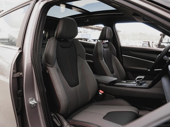 2026 Geely Cityray, серебристый, 3144000 рублей - вид 32