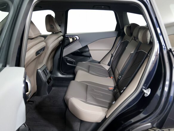 2026 BMW X3 Long 30L xDrive IV (G45/G48), чёрный, 6850000 рублей - вид 28