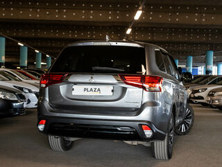 2019 Mitsubishi Outlander III Рестайлинг 3, серый, 2249000 рублей, вид 3