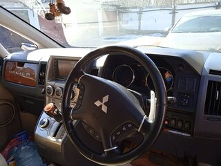 2007 Mitsubishi Delica D:5 I, серебристый, 1230000 рублей, вид 4