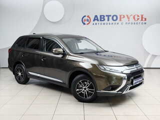 2020 Mitsubishi Outlander III Рестайлинг 3, коричневый, 2099000 рублей, вид 1
