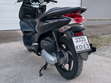 2012 Honda PCX 150, чёрный, 298000 рублей, вид 3