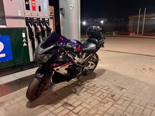 2001 Honda CBR 929RR Fireblade, фиолетовый, 500000 рублей, вид 4