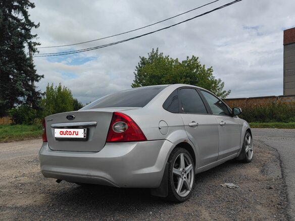 2008 Ford Focus II Рестайлинг, серебристый, 450000 рублей - вид 4