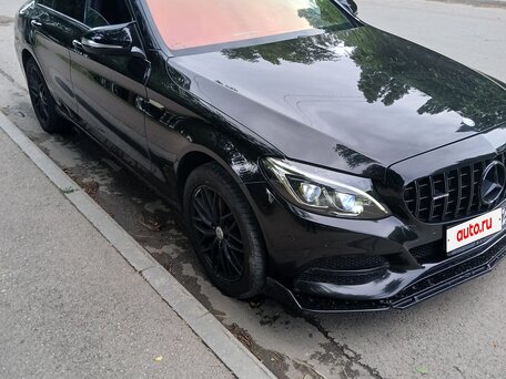 2014 Mercedes-Benz C-Класс 180 IV (W205), чёрный, 1650000 рублей, вид 3
